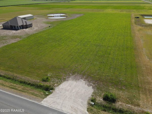 4106 S Richfield Road, Rayne, LA 70578