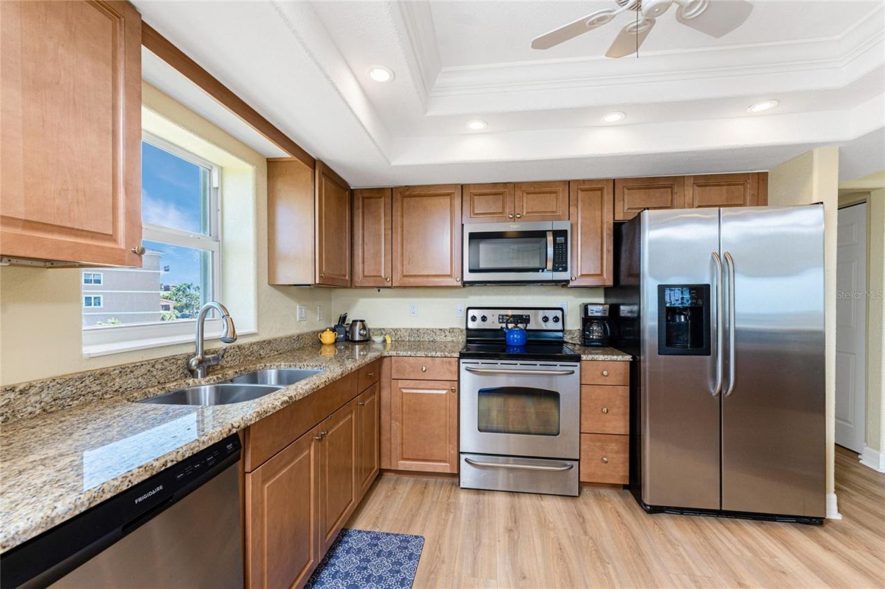 101 N Marion Ct, Unit 215, Punta Gorda, FL 33950 Photo