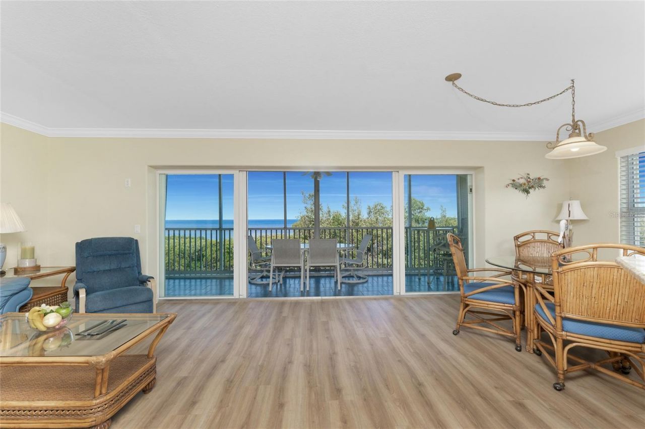 101 N Marion Ct, Unit 215, Punta Gorda, FL 33950 Photo