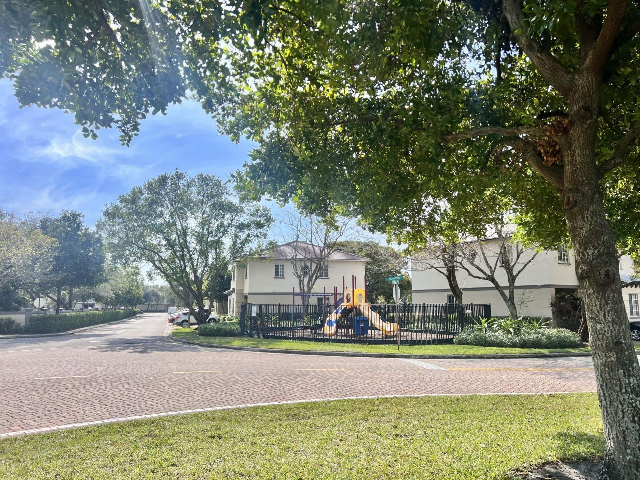 2010 Freeport Lane, Unit 4104, Riviera Beach, FL 33404 Photo