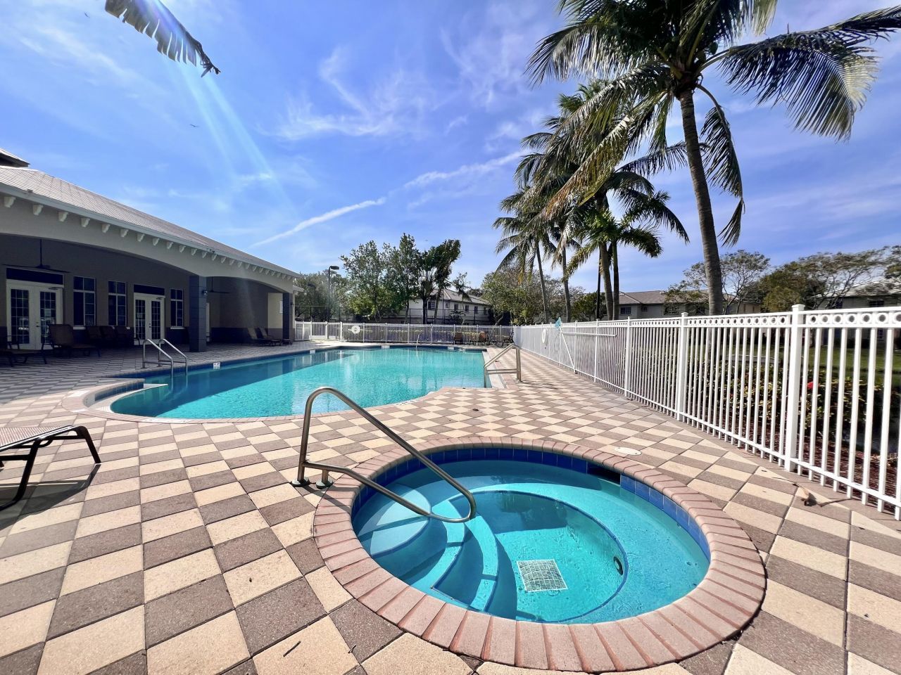 2010 Freeport Lane, Unit 4104, Riviera Beach, FL 33404 Photo
