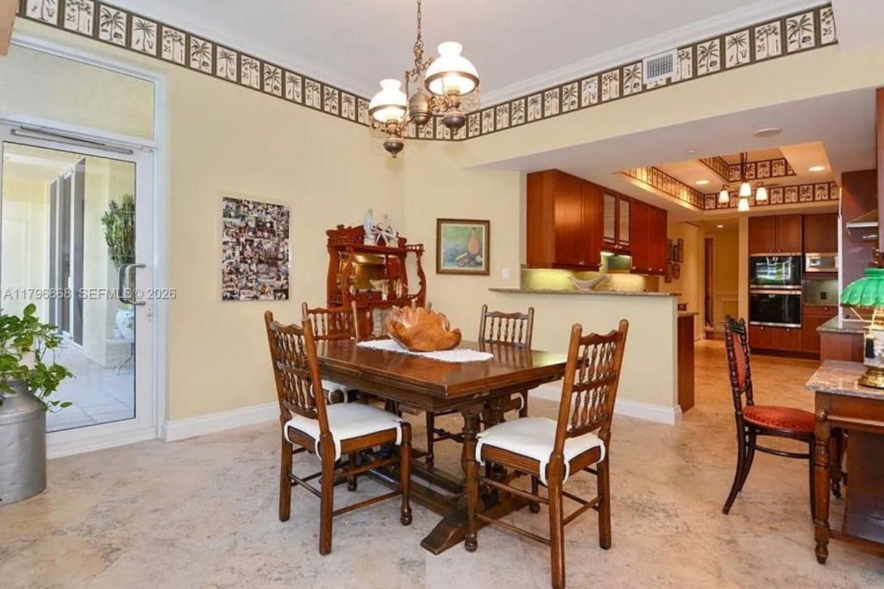 20165 NE 39 Pl, Unit 403, Aventura, FL 33180 Photo