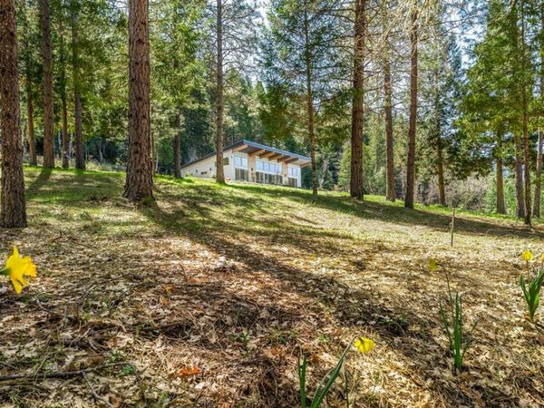 24100 E Evans Creek Road, White City, OR 97503