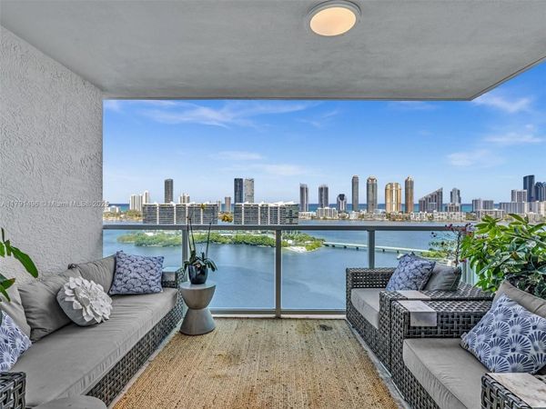 3201 NE 183rd St, Unit 2102, Aventura, FL 33160