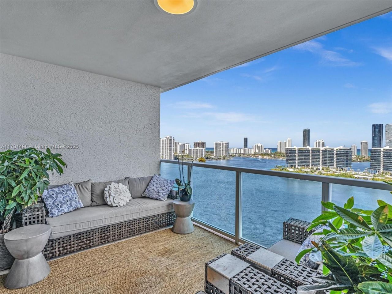 3201 NE 183rd St, Unit 2102, Aventura, FL 33160 Photo