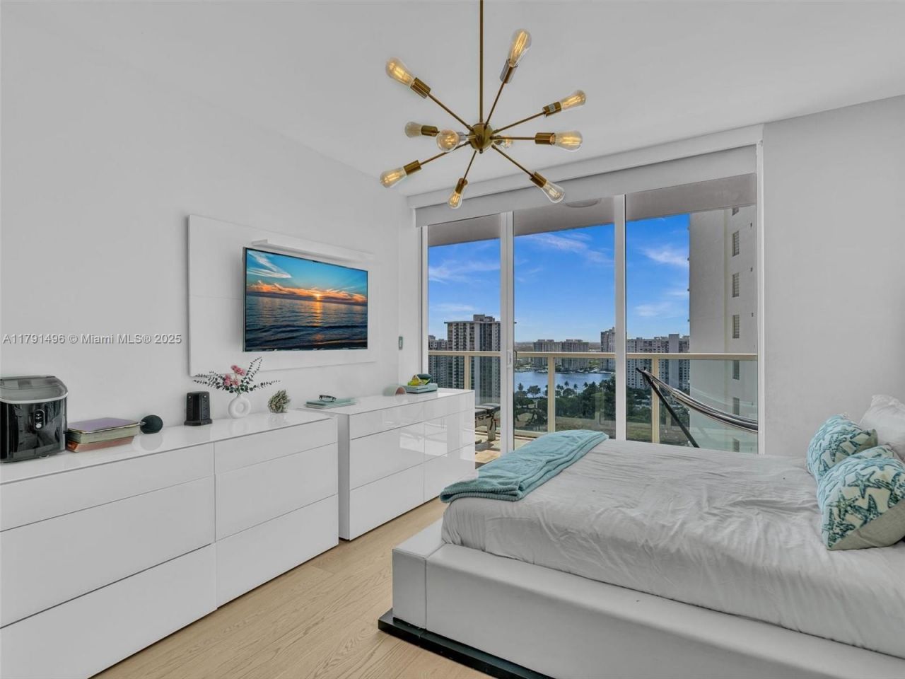 3201 NE 183rd St, Unit 2102, Aventura, FL 33160 Photo