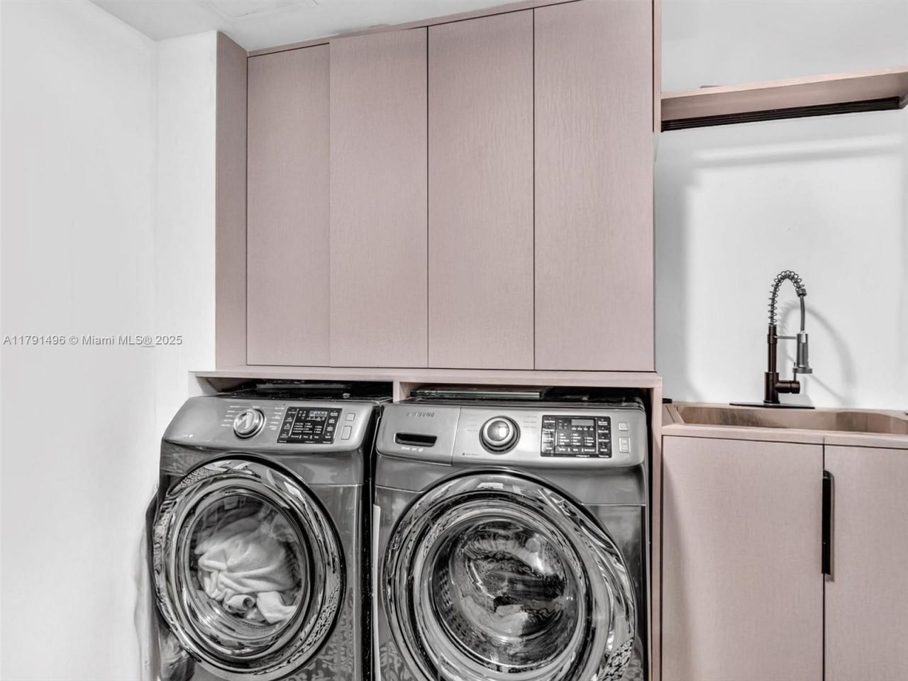 3201 NE 183rd St, Unit 2102, Aventura, FL 33160 Photo