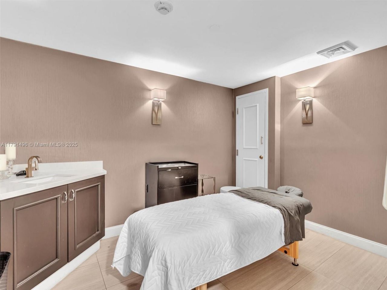 3201 NE 183rd St, Unit 2102, Aventura, FL 33160 Photo