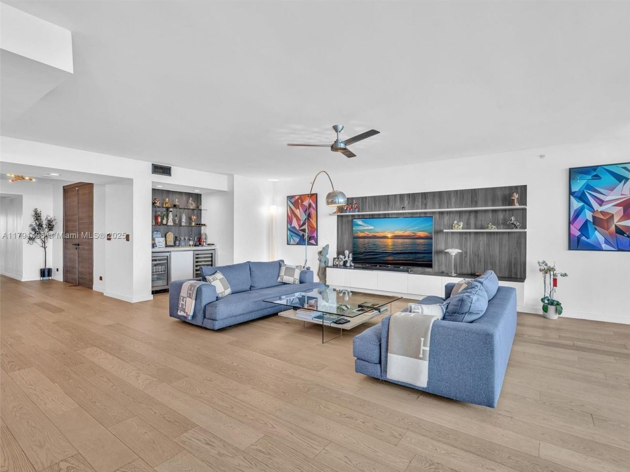 3201 NE 183rd St, Unit 2102, Aventura, FL 33160 Photo