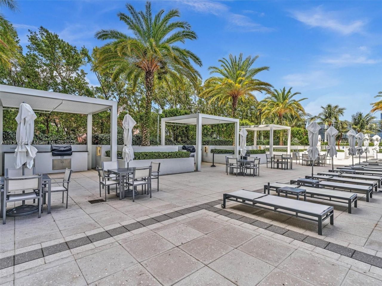 3201 NE 183rd St, Unit 2102, Aventura, FL 33160 Photo