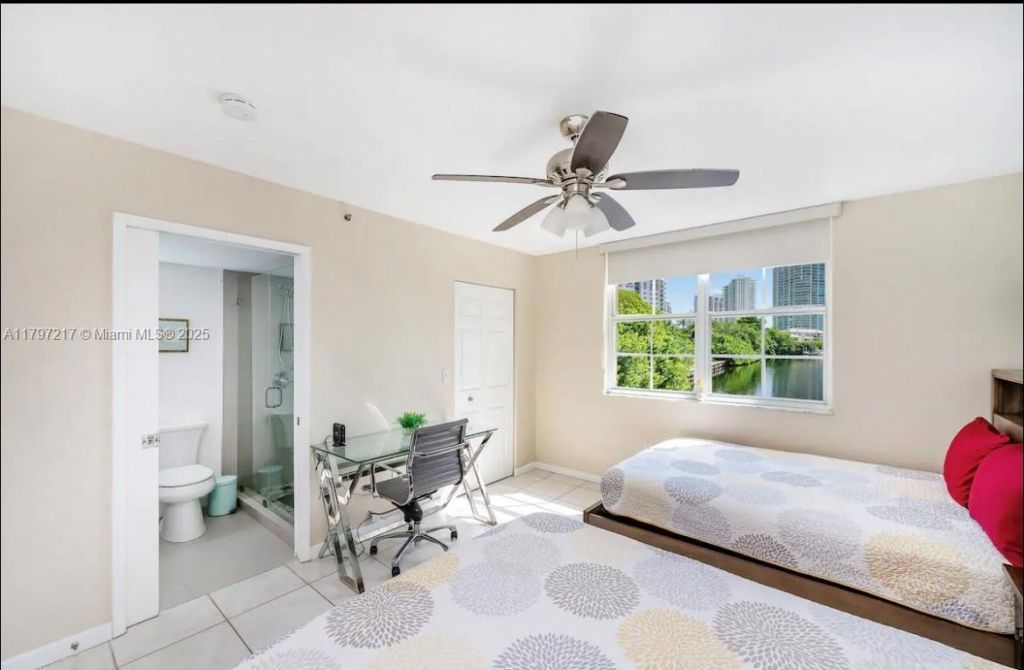 19999 E Country Club Dr, Unit 1202, Aventura, FL 33180 Photo