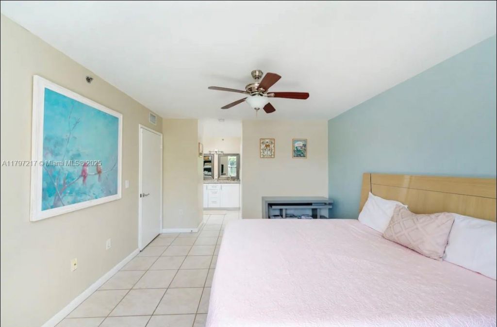 19999 E Country Club Dr, Unit 1202, Aventura, FL 33180 Photo