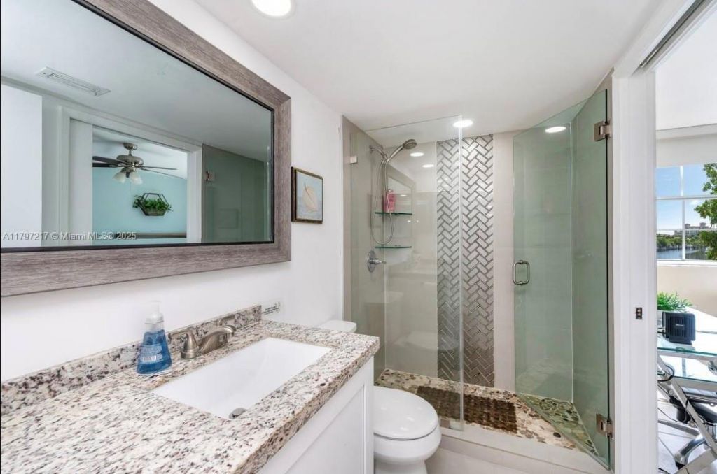 19999 E Country Club Dr, Unit 1202, Aventura, FL 33180 Photo