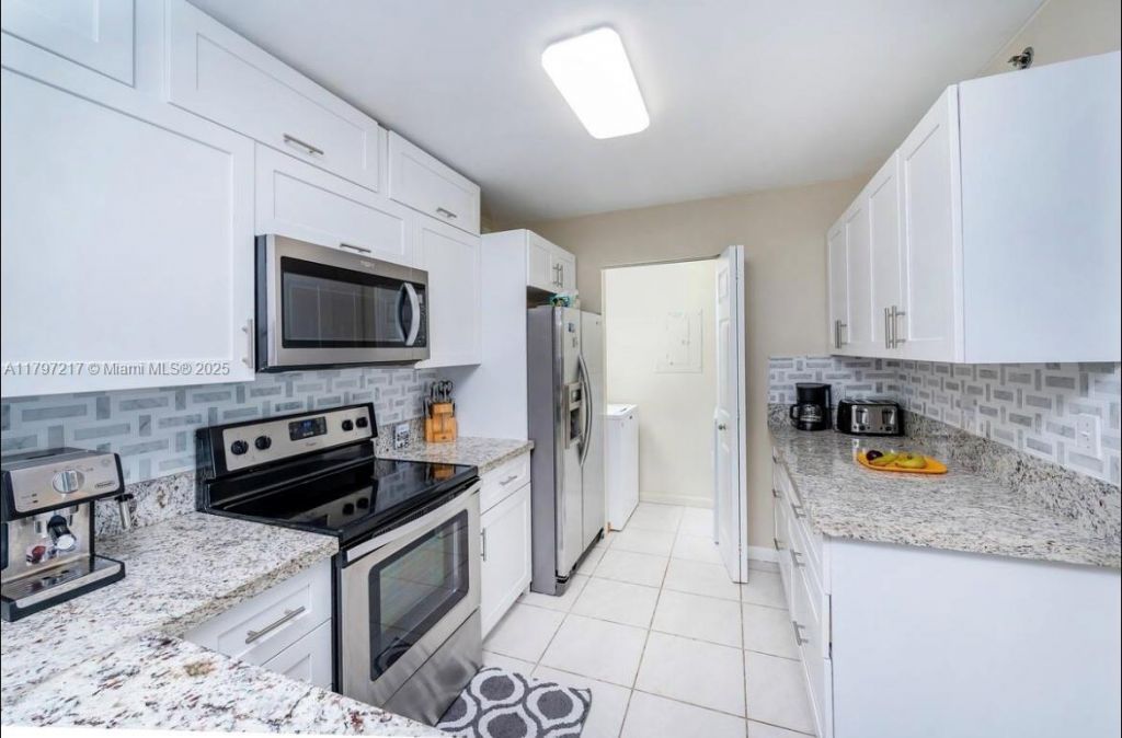 19999 E Country Club Dr, Unit 1202, Aventura, FL 33180 Photo