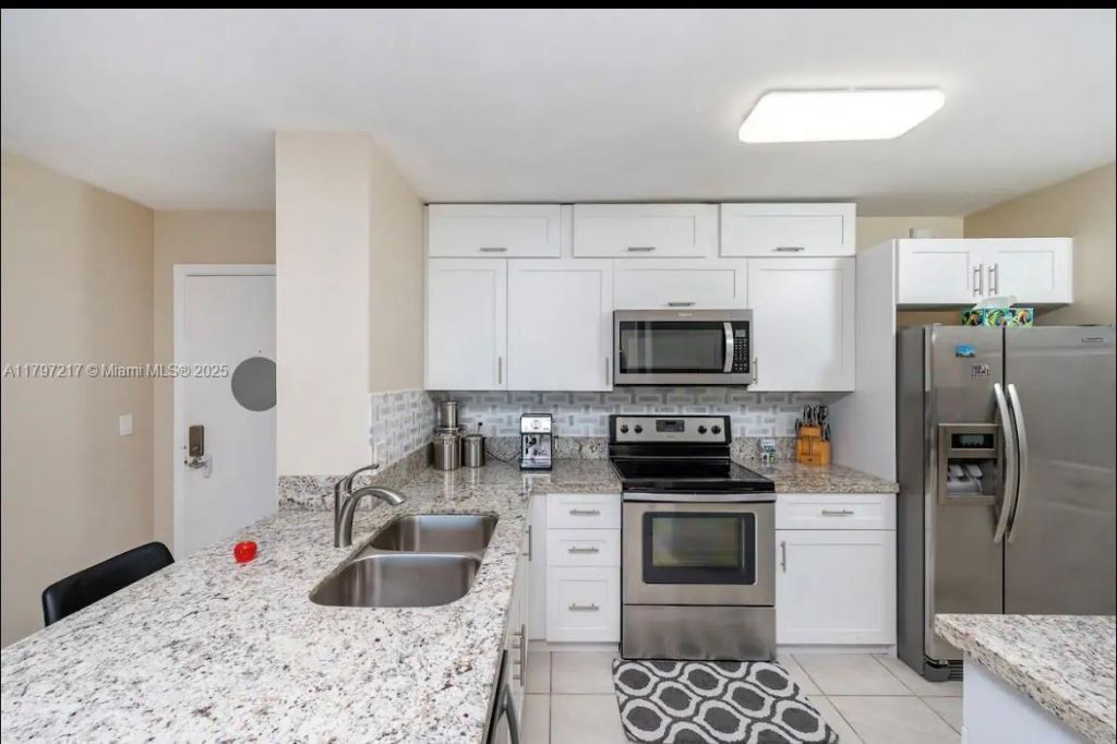 19999 E Country Club Dr, Unit 1202, Aventura, FL 33180 Photo