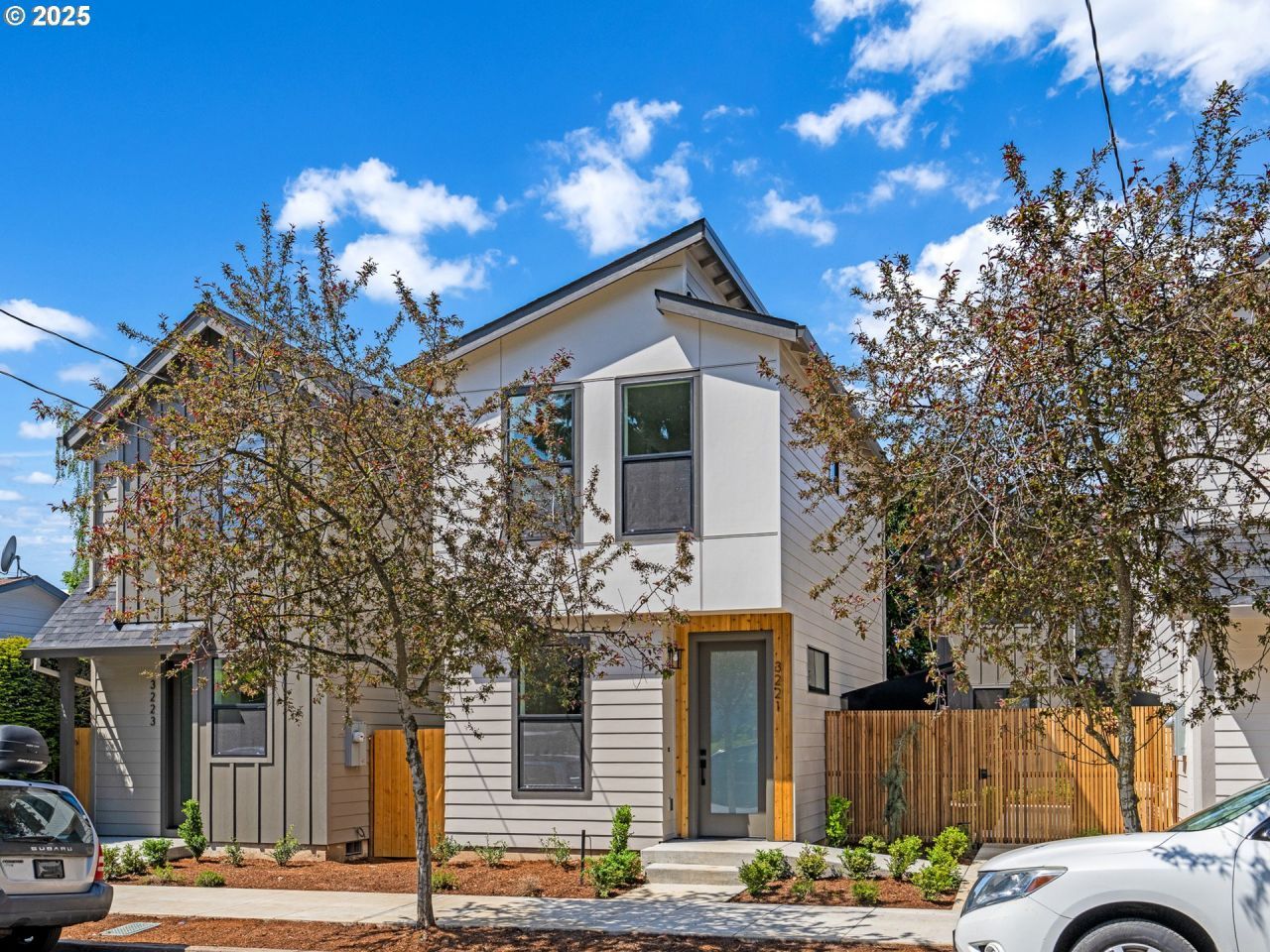 3221 SE 28th Ave, Portland, OR 97202 Main Photo
