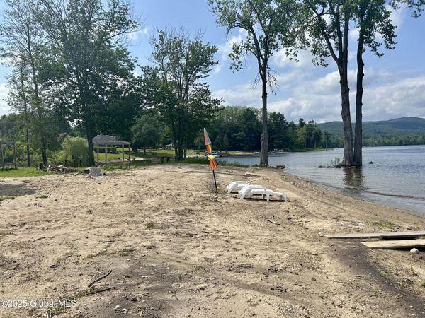 105 Paradise Manor, Mayfield, NY 12117