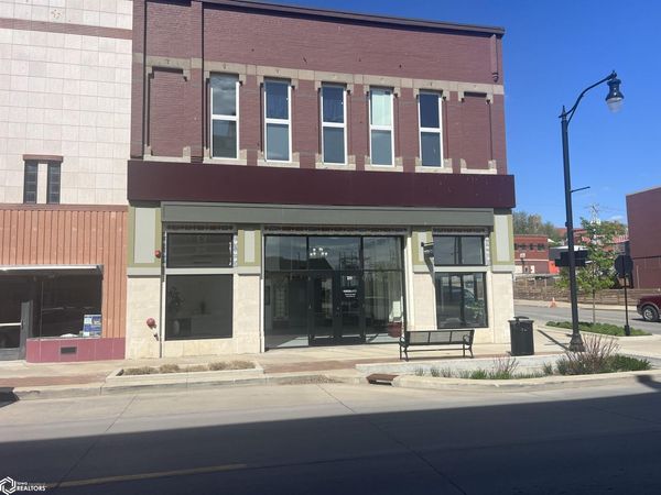 231 E Main Street, Ottumwa, IA 52501