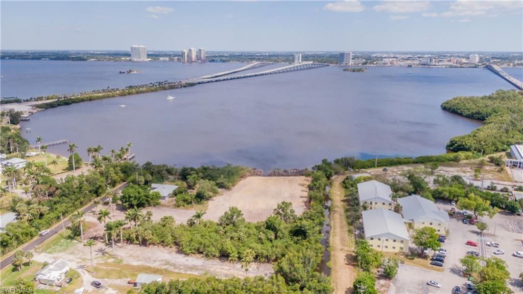 1059 River Rd, North Fort Myers, FL 33903 Photo