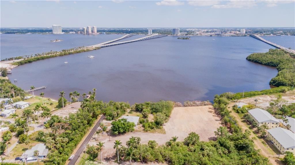 1059 River Rd, North Fort Myers, FL 33903 Photo