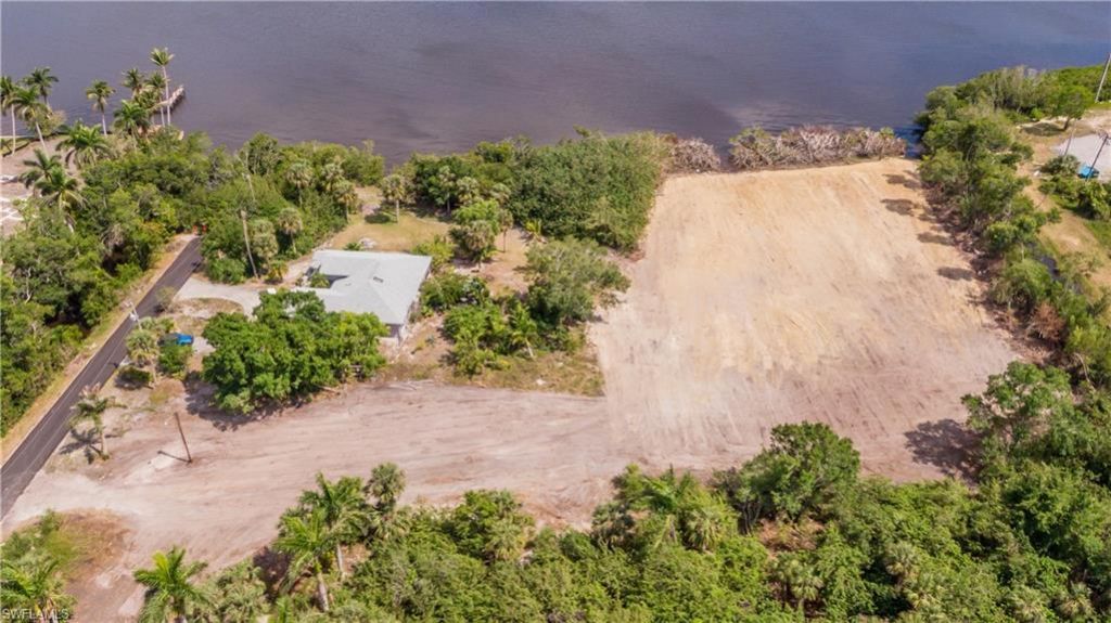 1059 River Rd, North Fort Myers, FL 33903 Photo