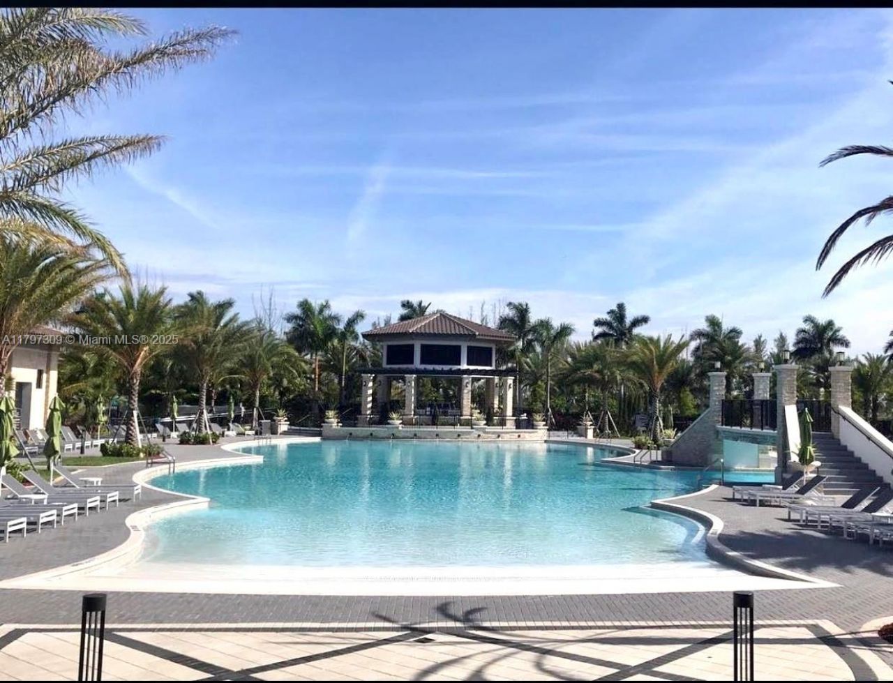 8175 NW 104th Ave, Unit 21, Doral, FL 33178 Photo