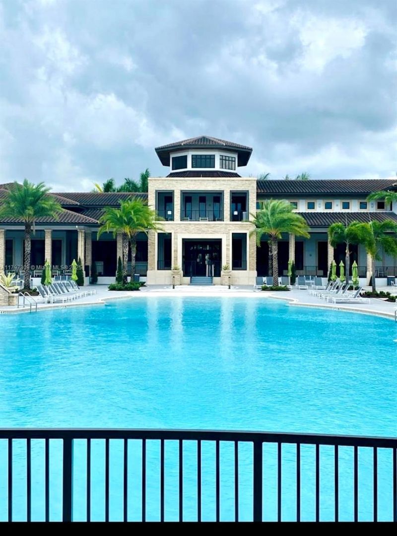 8175 NW 104th Ave, Unit 21, Doral, FL 33178 Photo