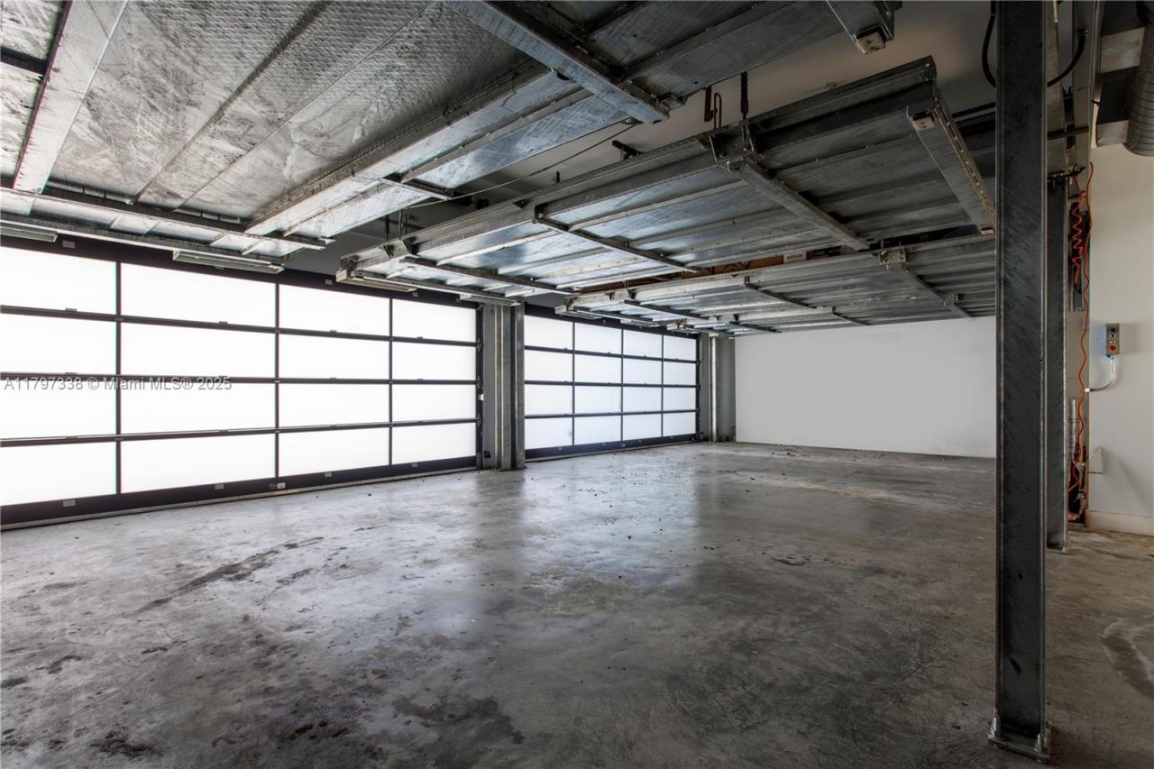 250 W San Marino Dr, Miami Beach, FL 33139 Photo