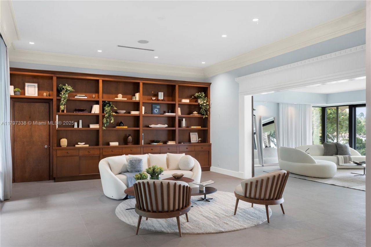 250 W San Marino Dr, Miami Beach, FL 33139 Photo