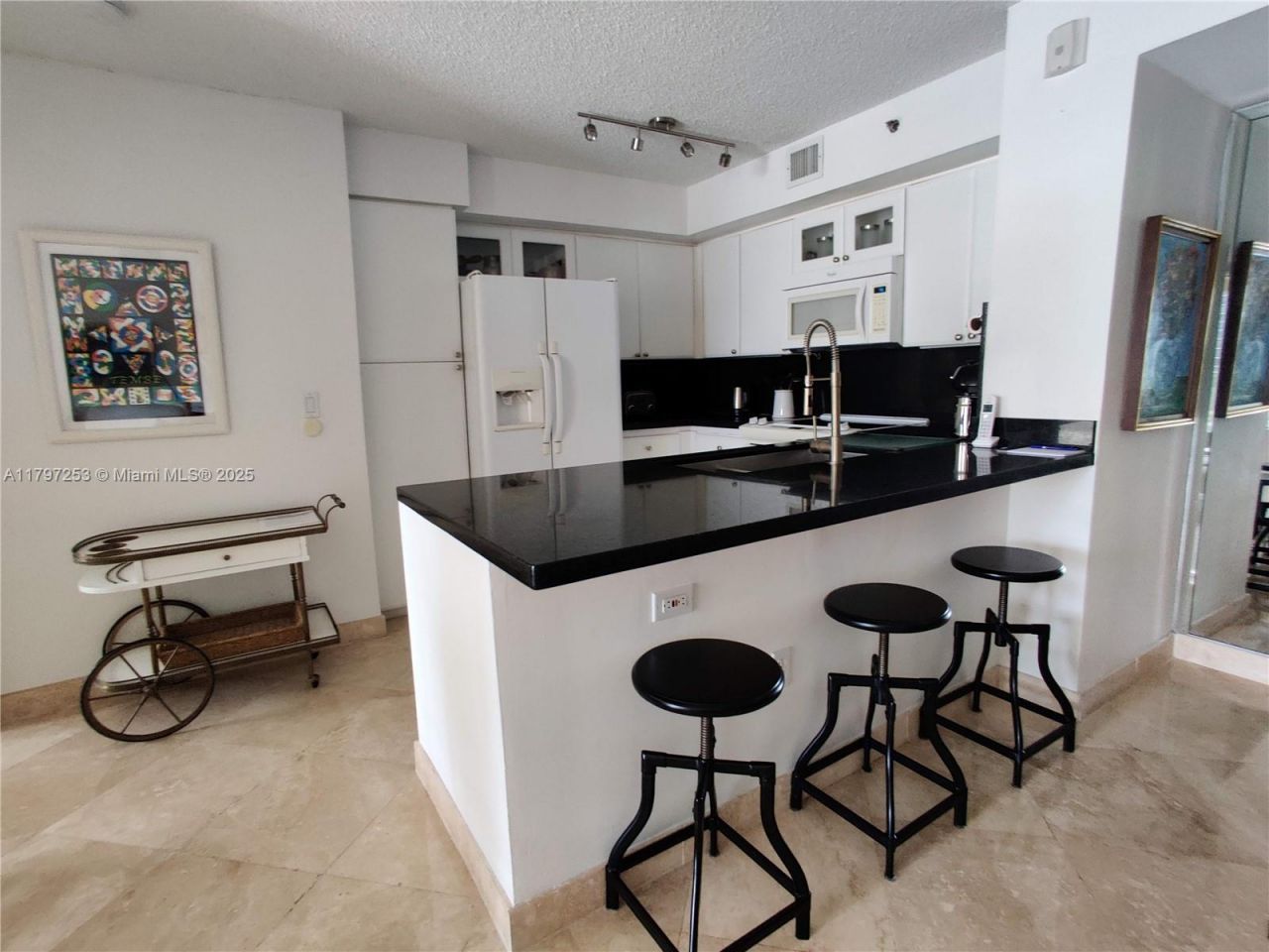 19877 E Country Club Dr, Unit 3606, Aventura, FL 33180 Photo