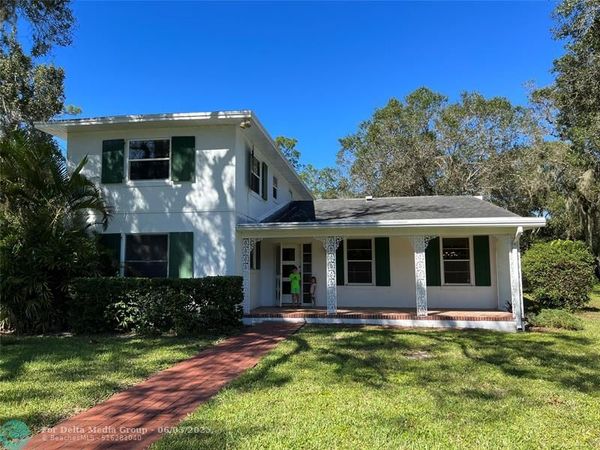 5240 20th Street, Vero Beach, FL 32966