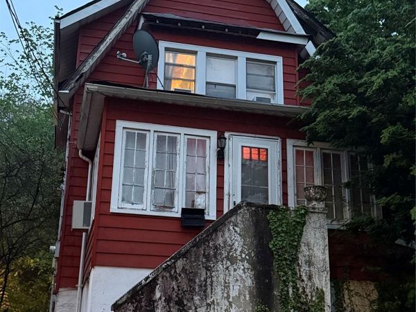 724 S 4th Avenue, Mount Vernon, NY 10550