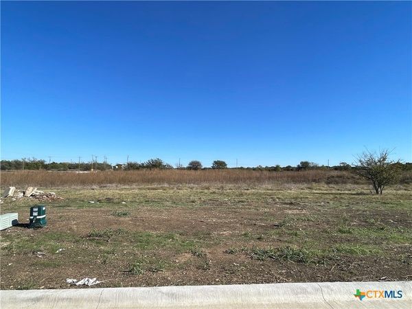 2014 Botts Drive, Salado, TX 76571