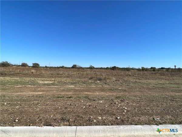 2032 Botts Drive, Salado, TX 76571