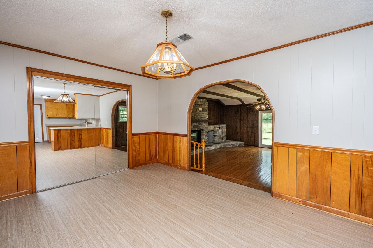 5823 Lakeview Drive Photo 13