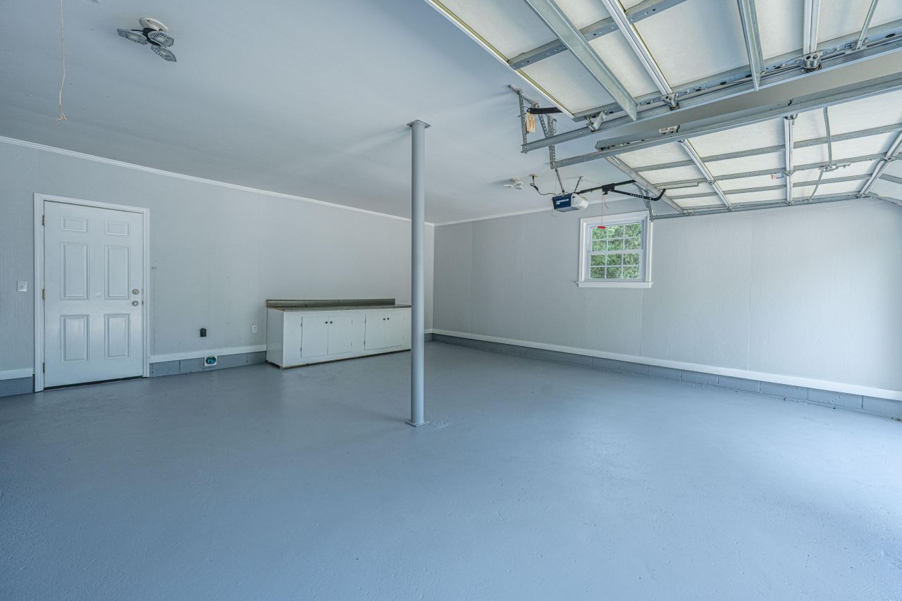 5823 Lakeview Drive Photo 30