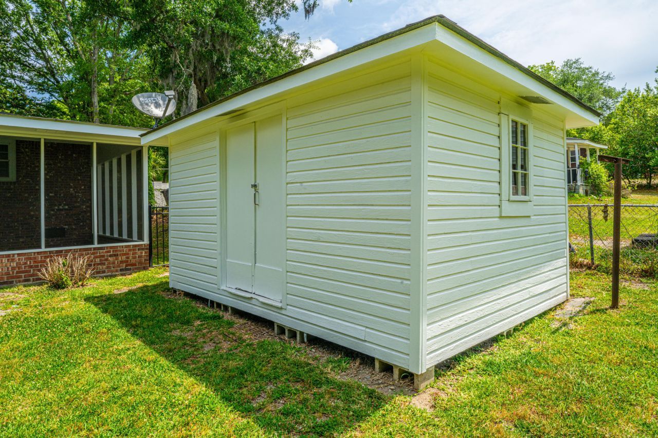 5823 Lakeview Drive Photo 38