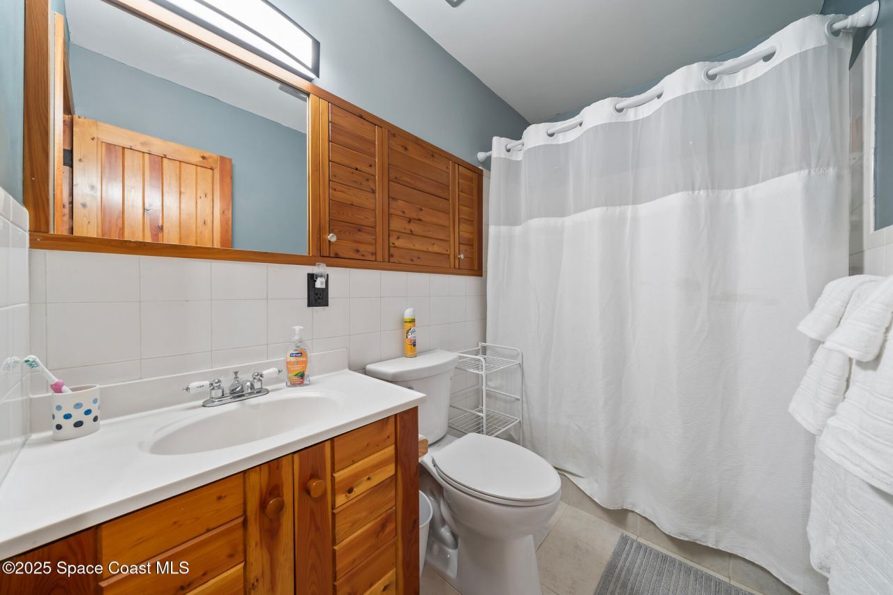 9633 Honeysuckle Drive, Sebastian, FL 32976 Photo