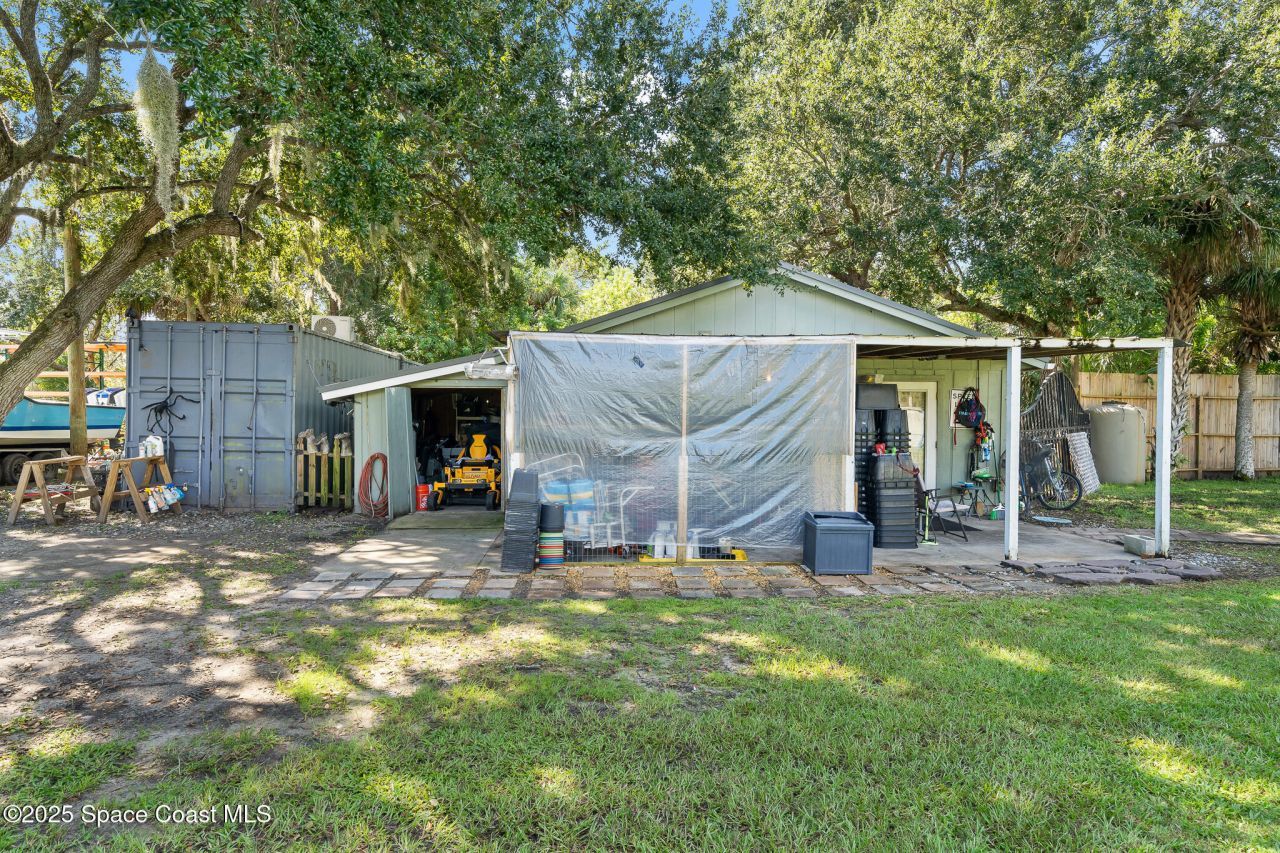 9633 Honeysuckle Drive, Sebastian, FL 32976 Photo