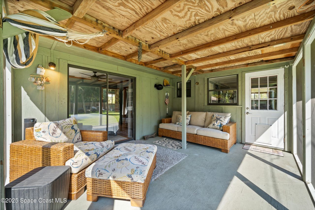 9633 Honeysuckle Drive, Sebastian, FL 32976 Photo