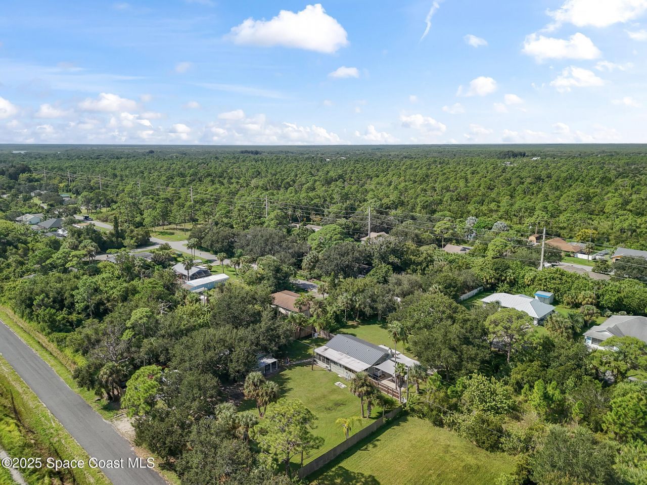9633 Honeysuckle Drive, Sebastian, FL 32976 Photo
