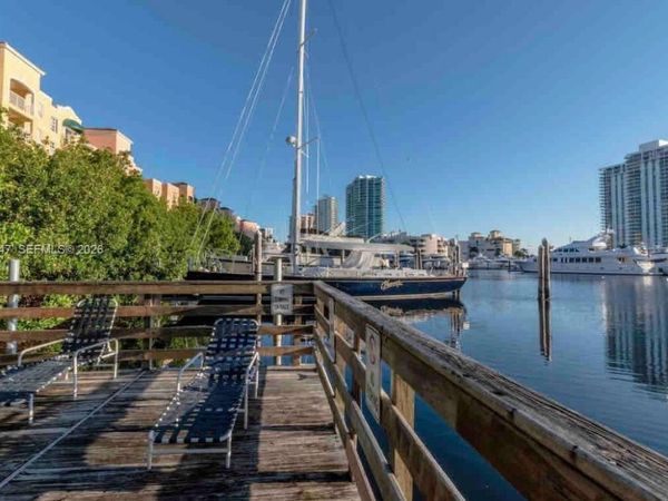 19701 E Country Club Dr, Unit 5108, Aventura, FL 33180