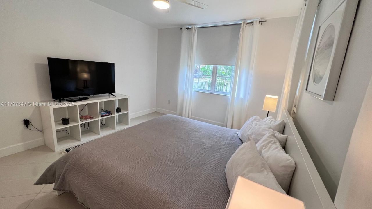 19701 E Country Club Dr, Unit 5108, Aventura, FL 33180 Photo