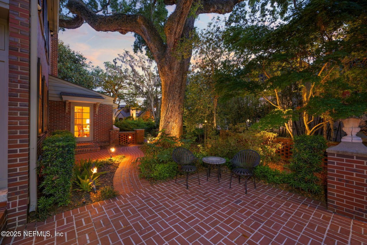 2127 River Road, Jacksonville, FL 32207 Photo