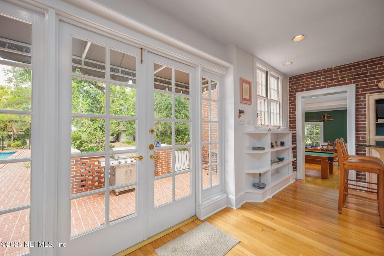 2127 River Road, Jacksonville, FL 32207 Photo