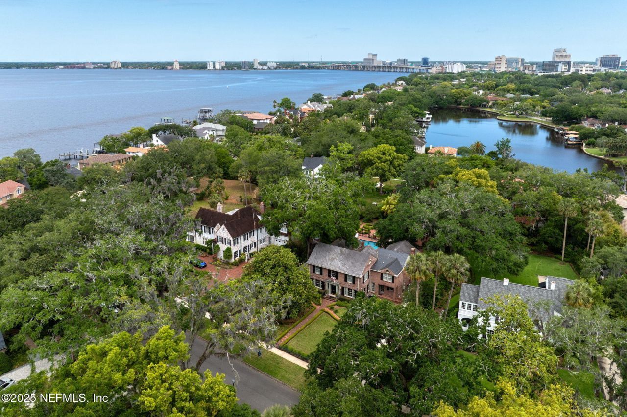 2127 River Road, Jacksonville, FL 32207 Photo