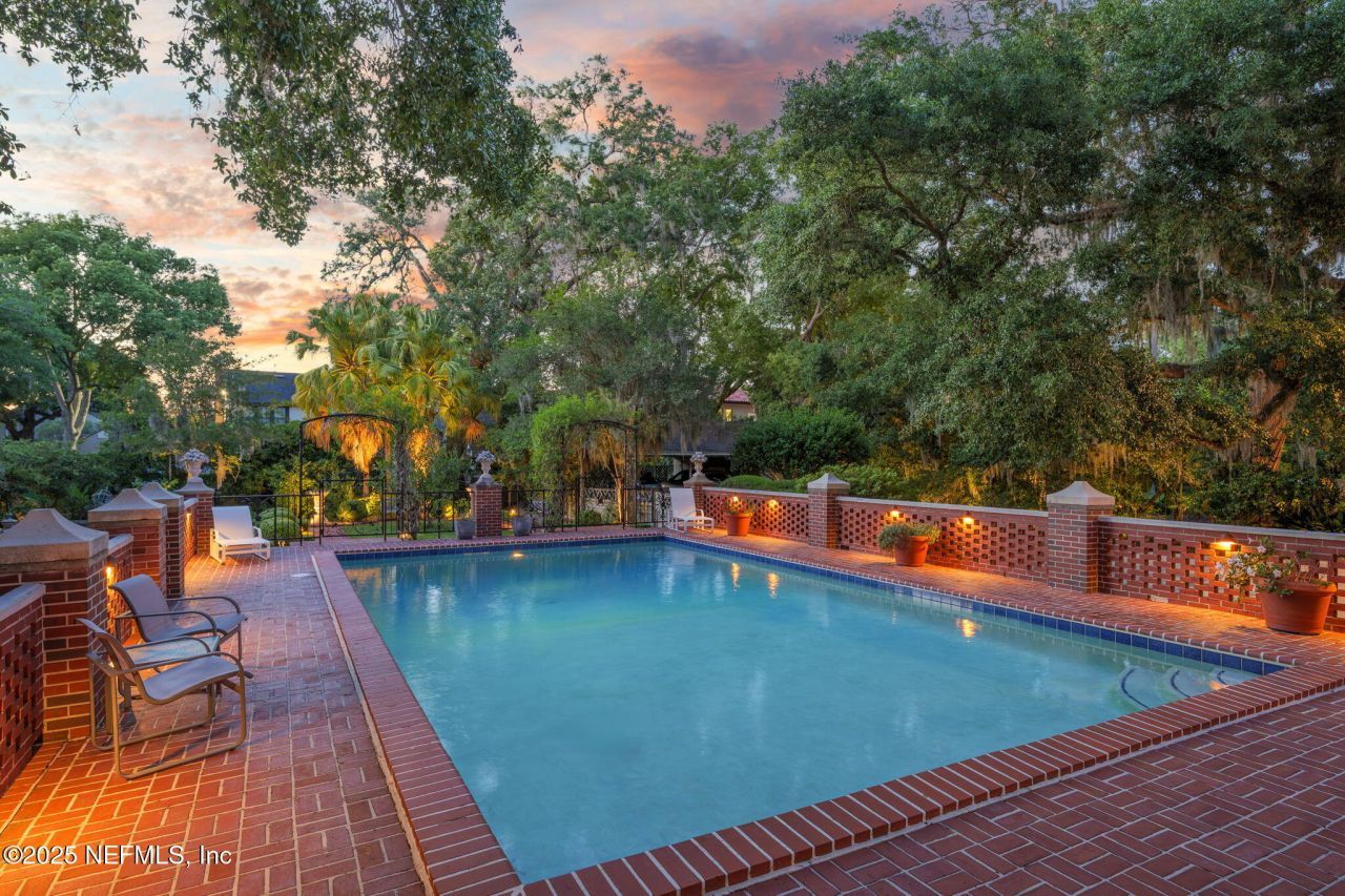 2127 River Road, Jacksonville, FL 32207 Photo