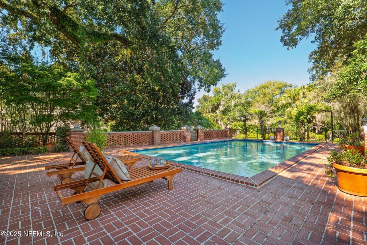 2127 River Road, Jacksonville, FL 32207 Photo