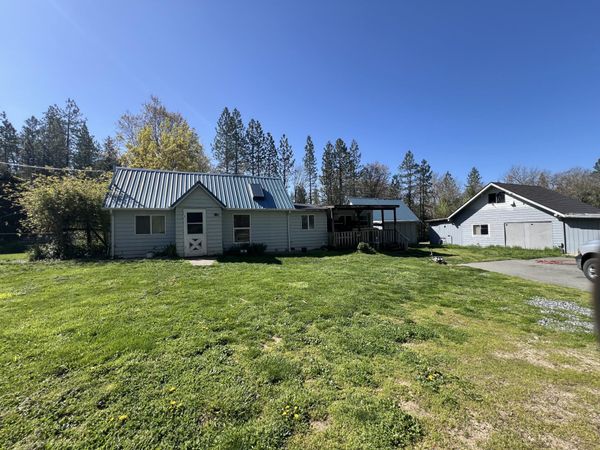 2970 Elk Lane, Grants Pass, OR 97527