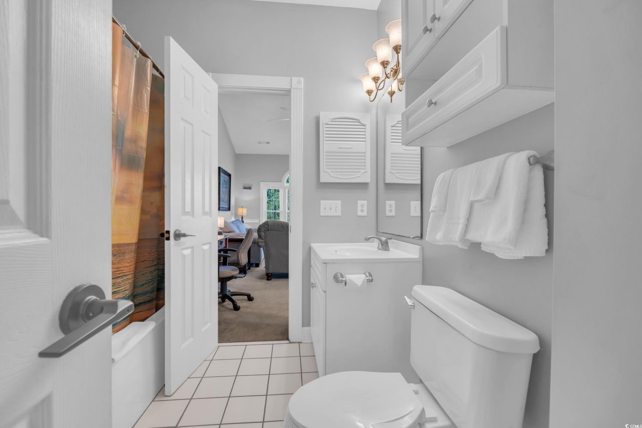 683 Riverwalk Dr. Photo 14